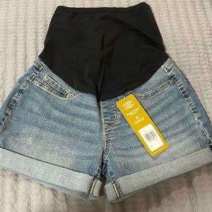 Levi Strauss Maternity Short